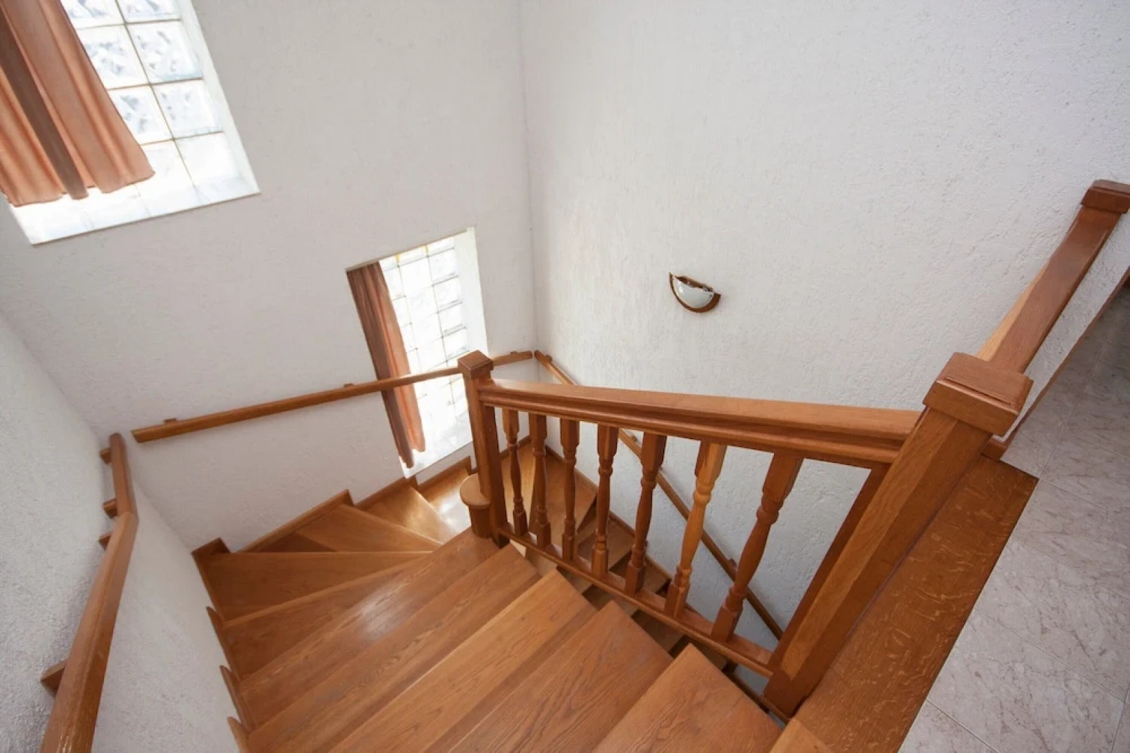 Apartments & Rooms Mikelin