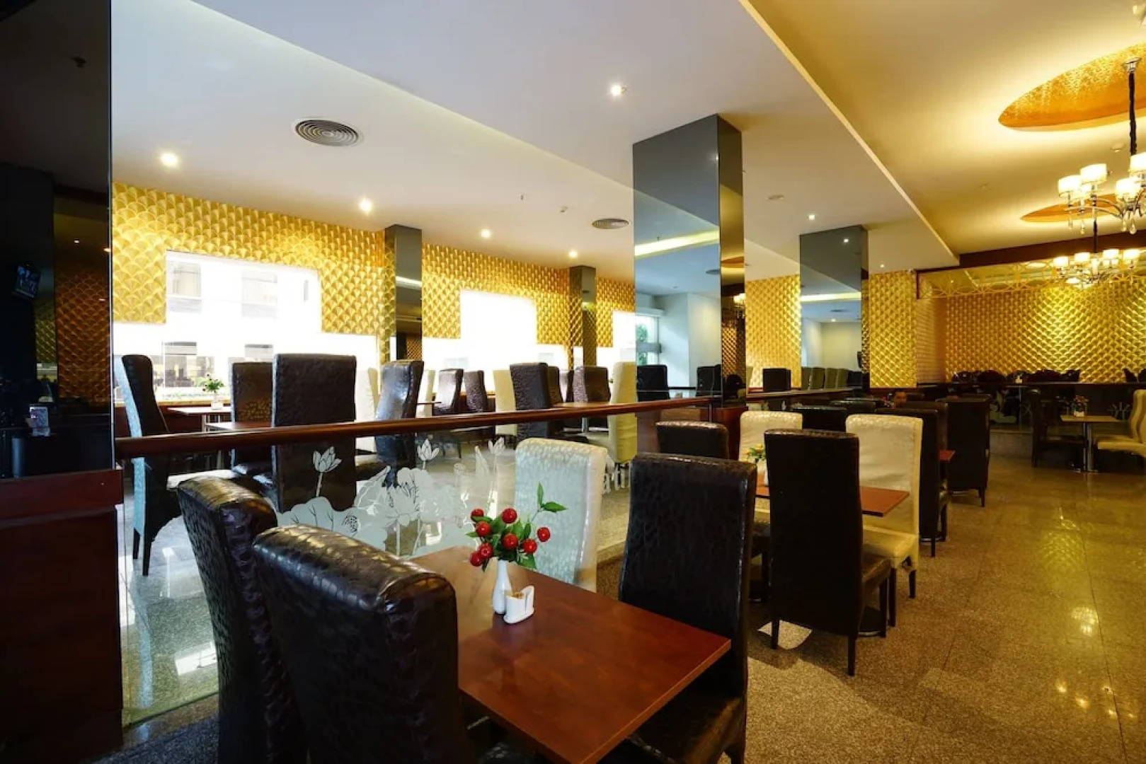 ZEN Rooms near Harbour Bay