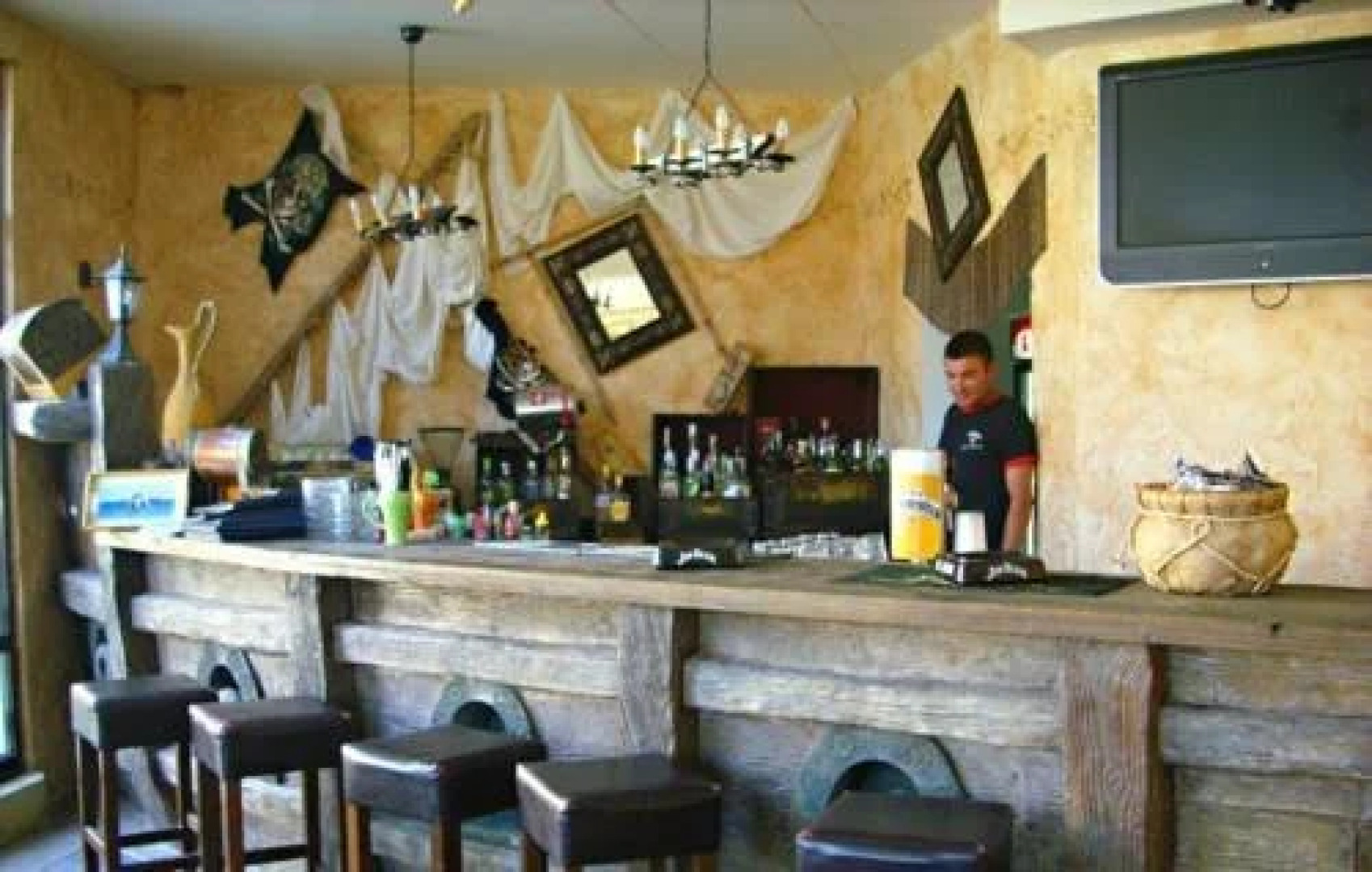 Monicspaclub Wellness in Bayview Villas