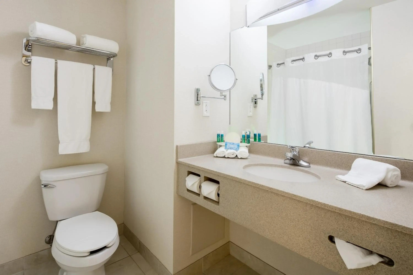 Holiday Inn Express Hotel & Suites Airport Dieppe by IHG