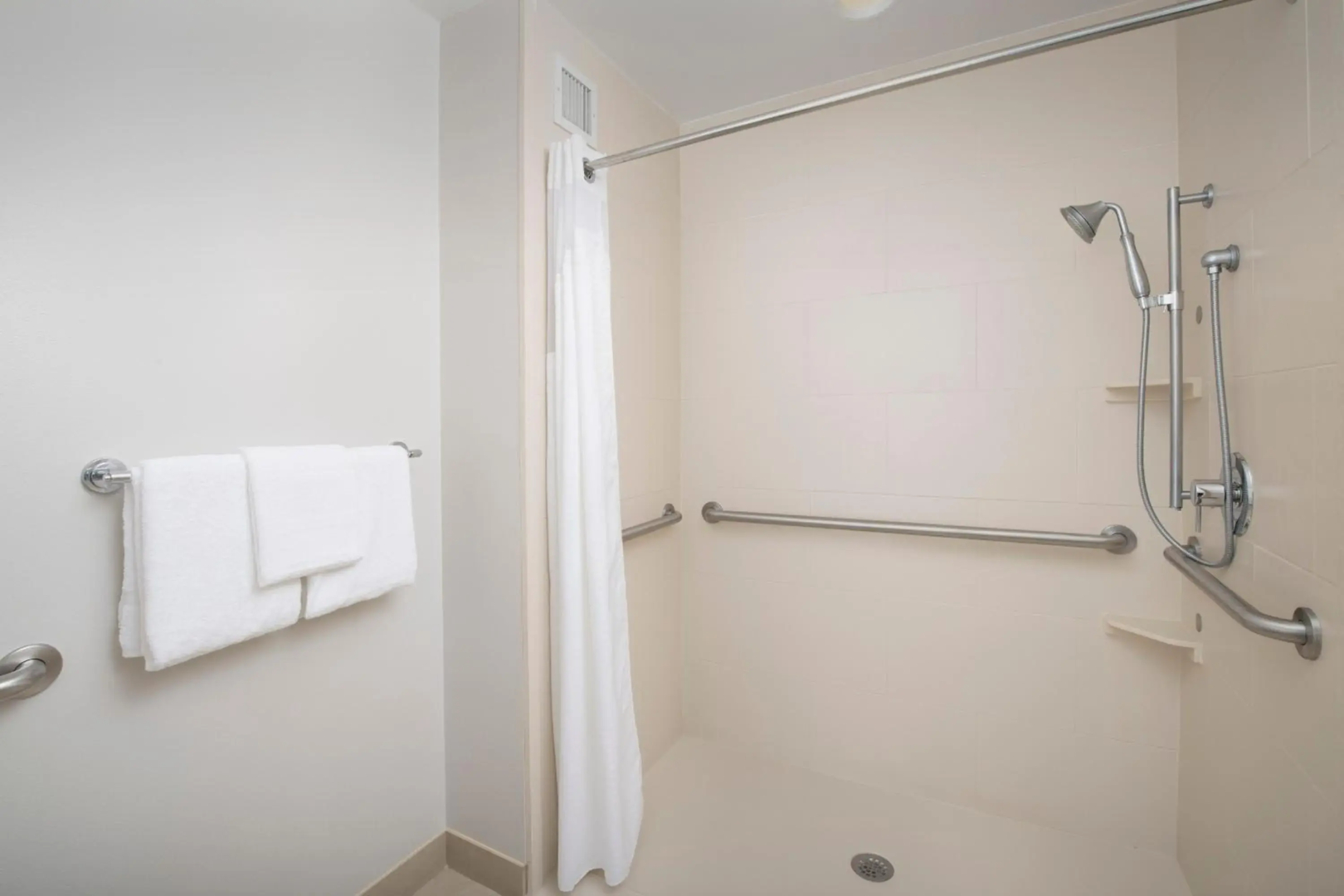 Holiday Inn Express Jacksonville Beach by IHG