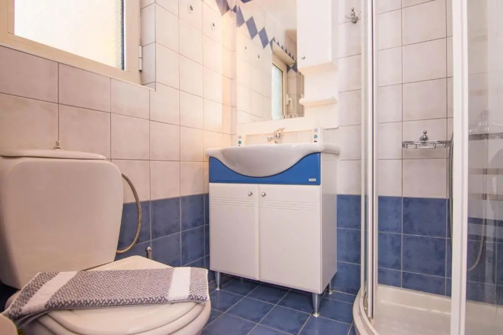 Fedra Apartments, View, Free Parking, 2mins to Beach