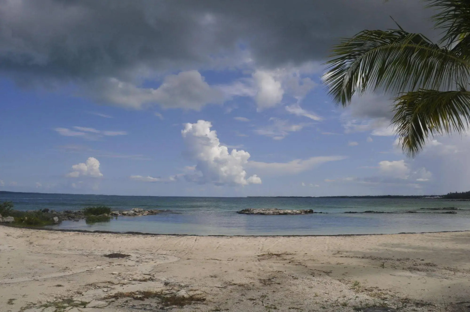 Abaco Getaway by Living Easy Abaco