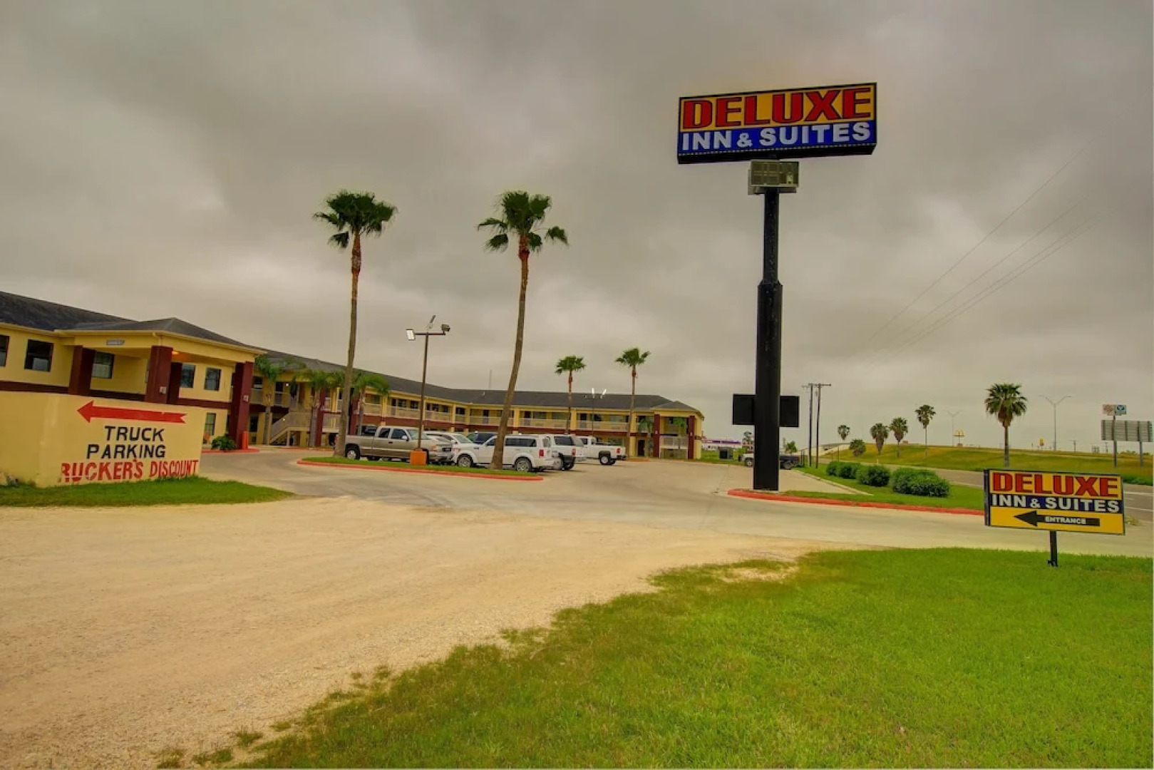 Americas Best Value Inn & Suites Raymondville