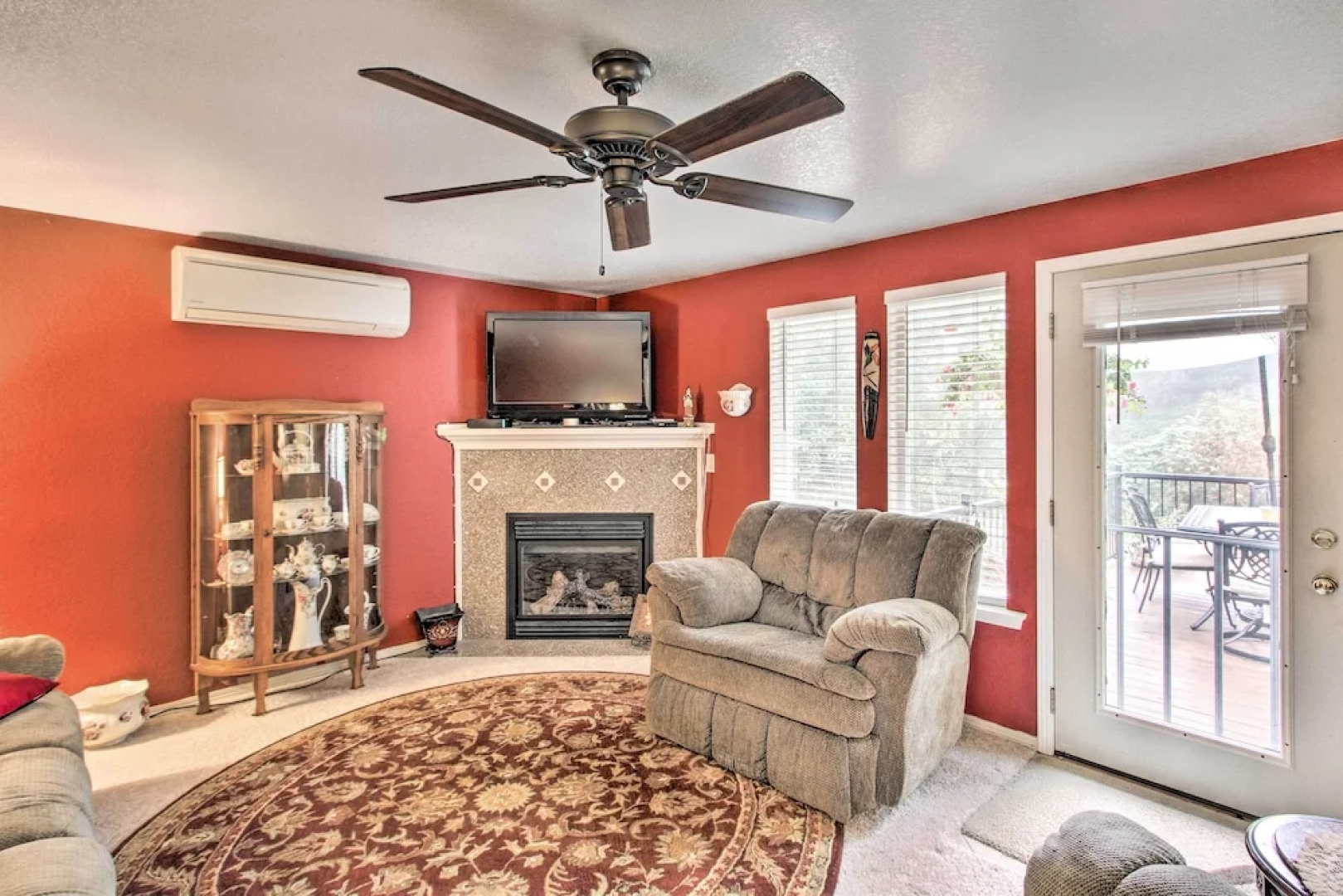 Cozy Home By Henderson Bay - 8 Miles to Gig Harbor