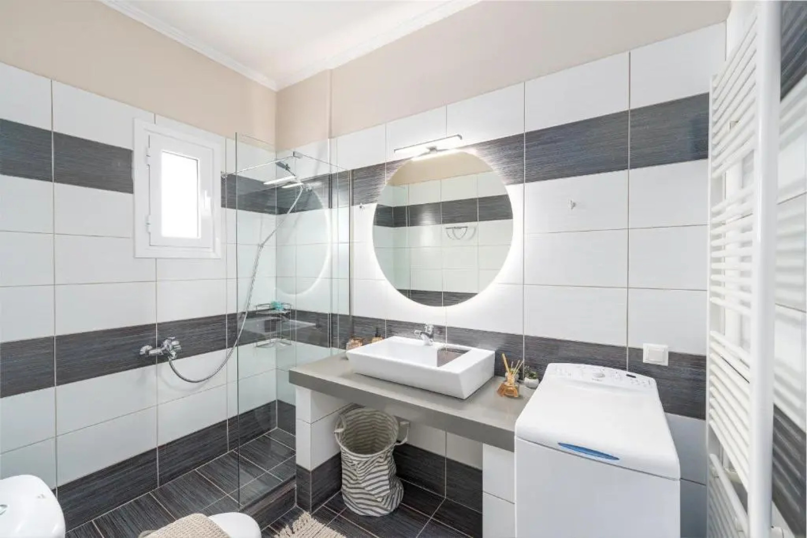 Meltemi Beach House - a seaside Luxury maisonnette