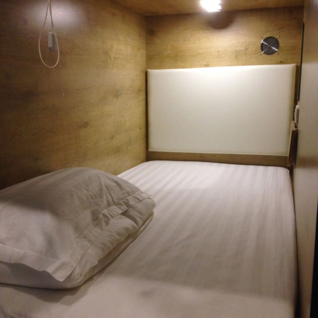 Cube Bed Station - Hostel