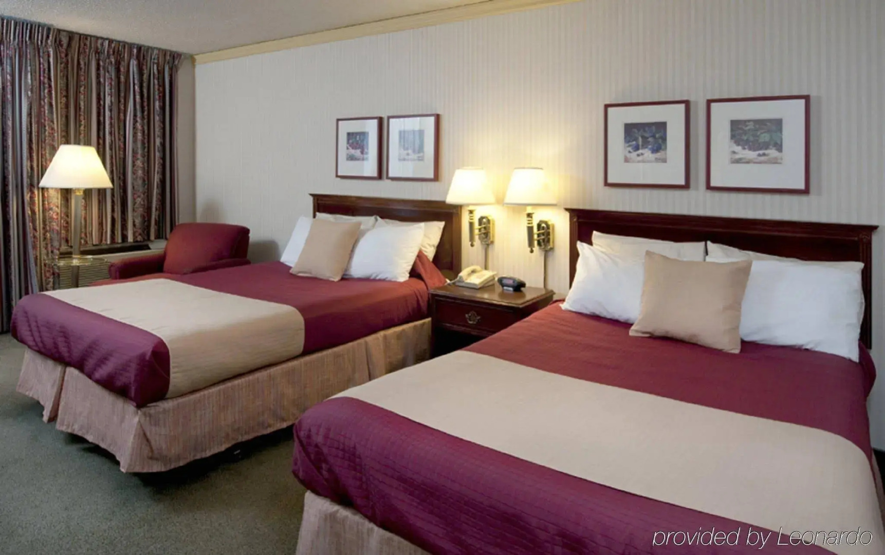 University Place Hotel & Conference Center