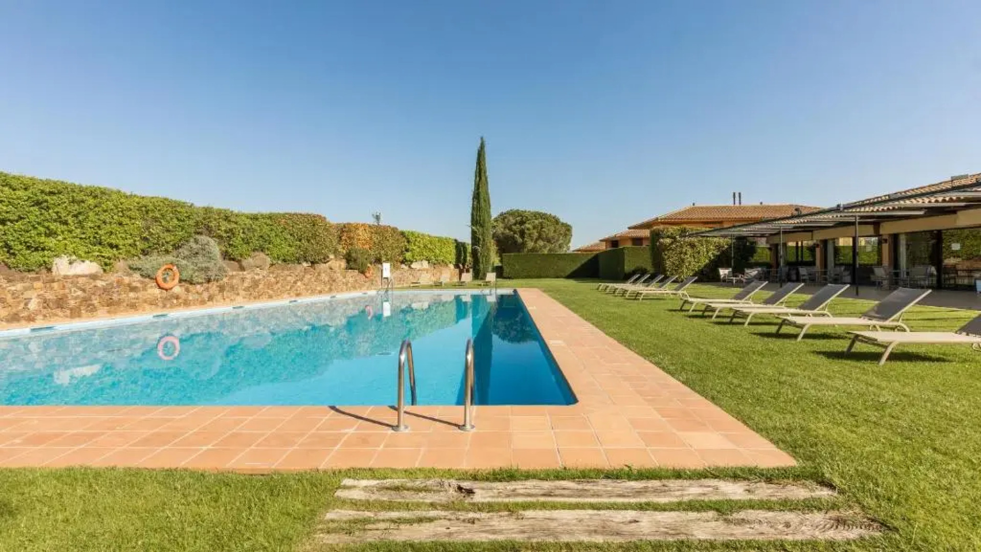 Apartahotel Suites Vila Birdie