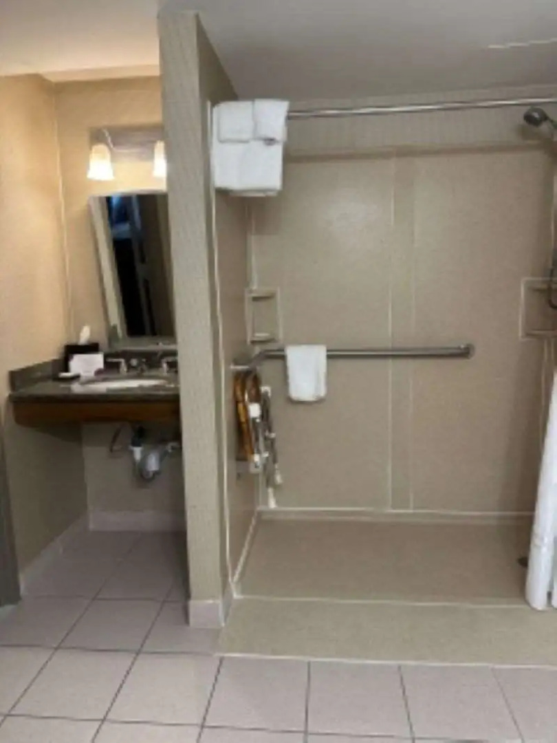 Grand Resort Hotel - Mt Laurel - Philadelphia