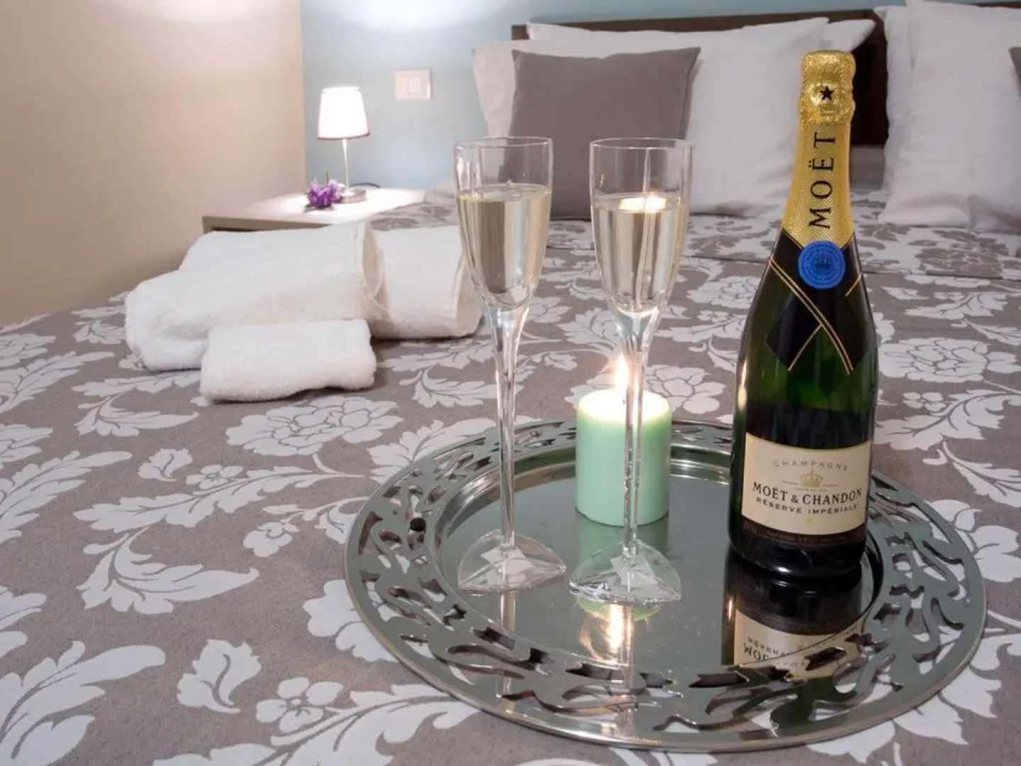 Sala Comacina Apartment No 1 (Sleeps 10)