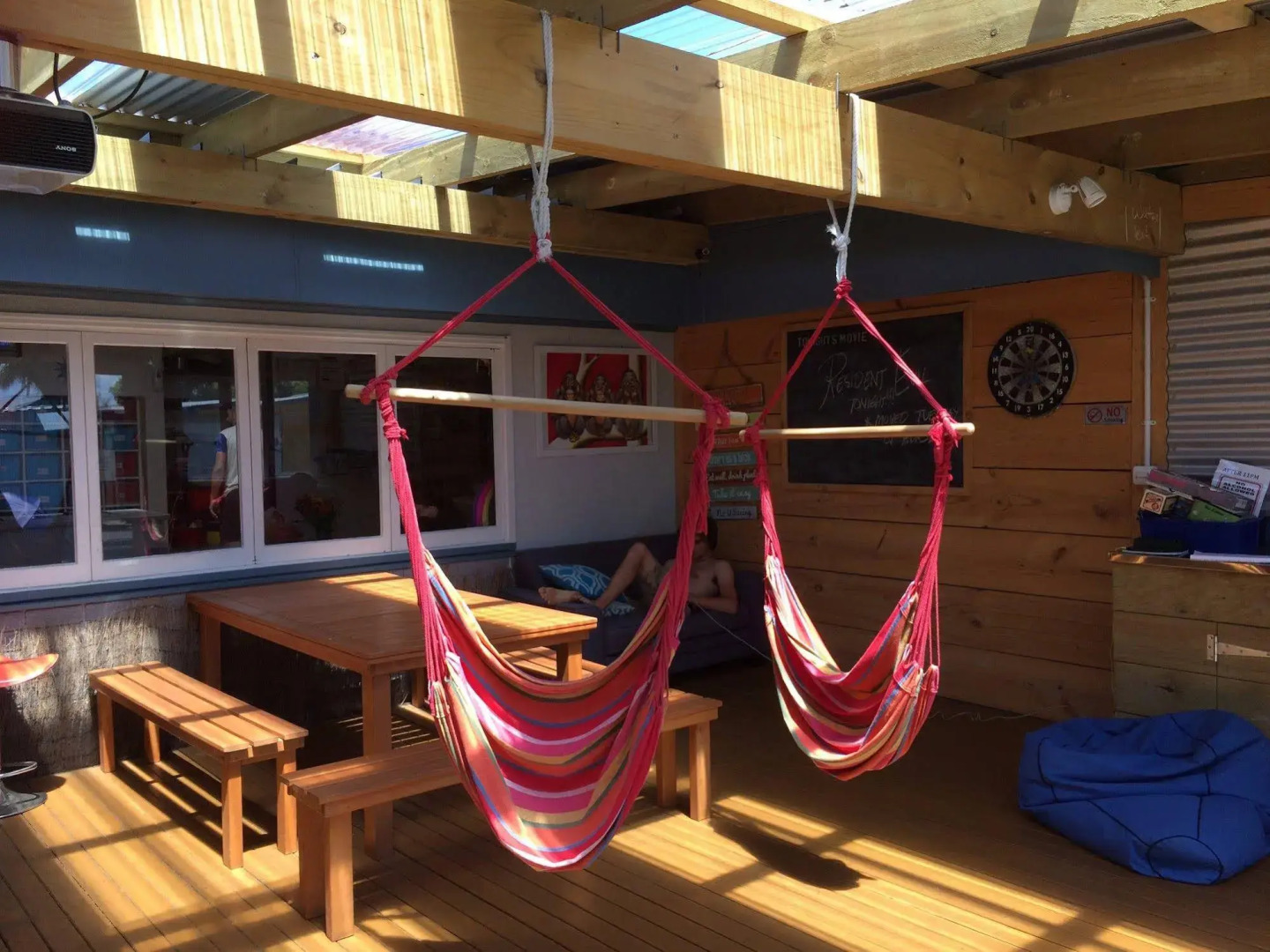 Apple Tree Backpackers