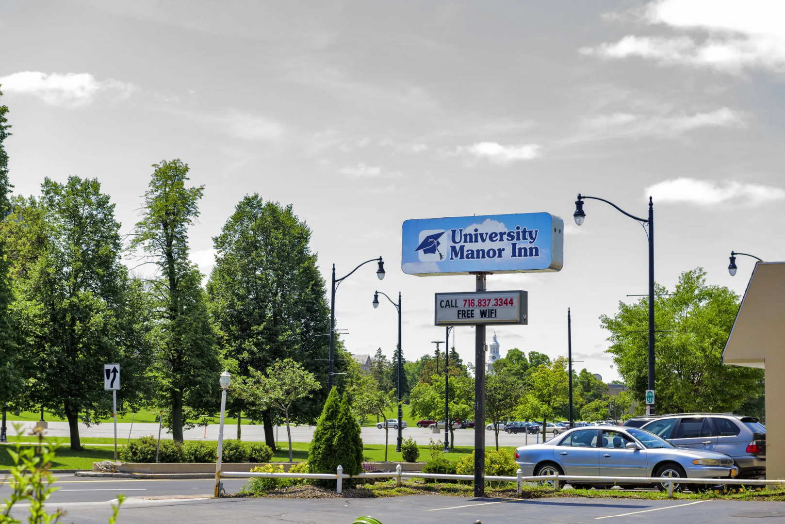 University Manor Inn