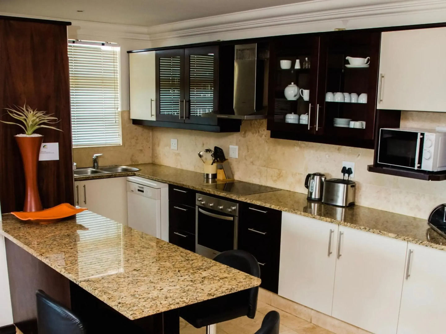 305 Manor Gardens, Ballito Manor