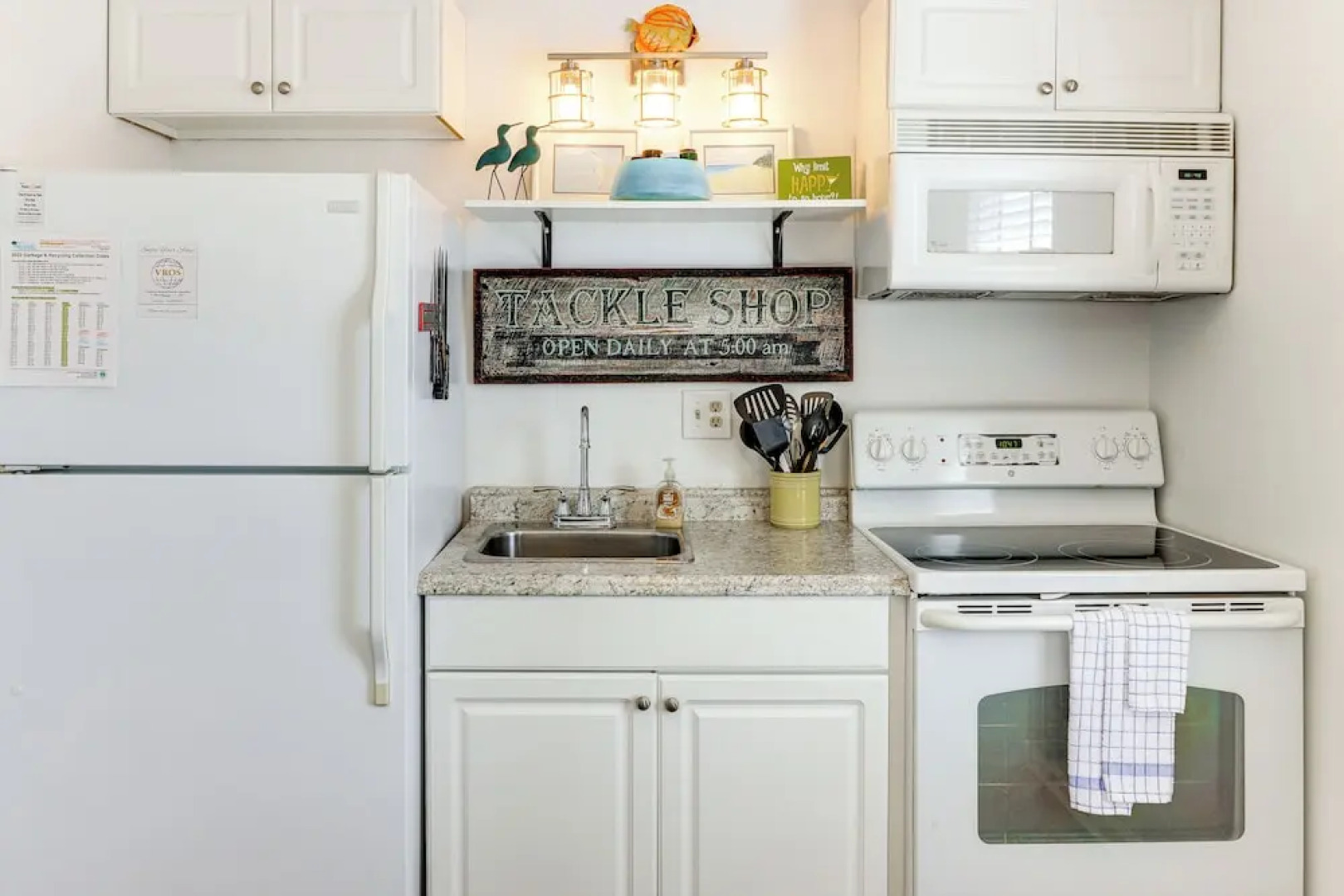 Oak Island Condo w/ Ocean View: Steps to Beach!