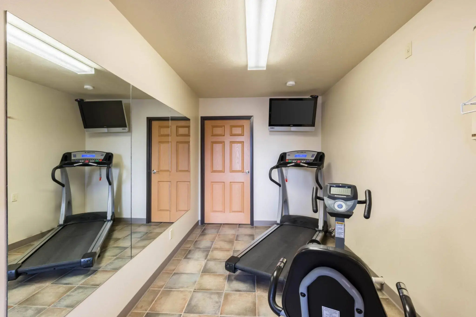 Harmony Inn & Suites