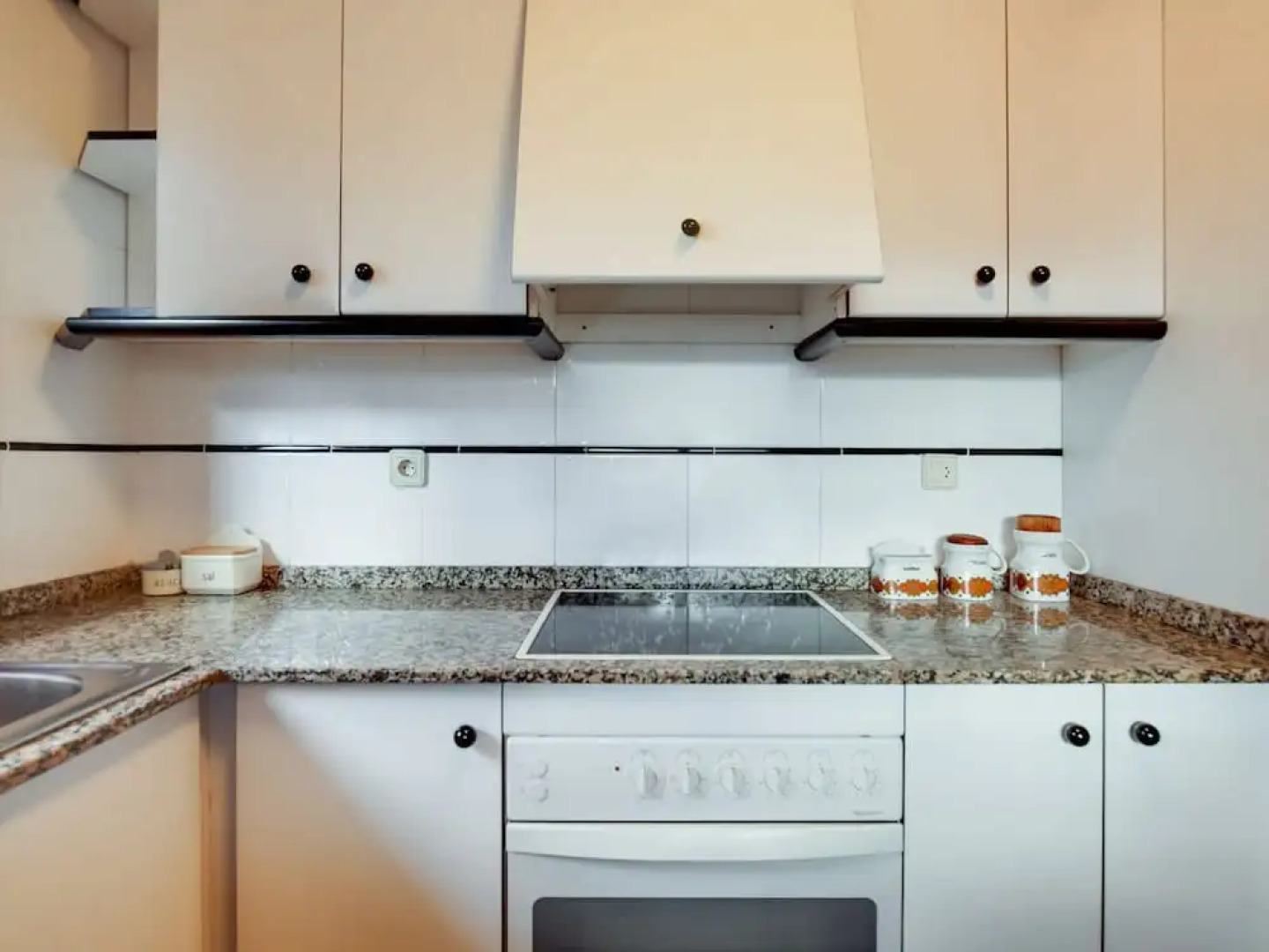 Luxurious Holiday Home in Vendrell With Swimming Pool