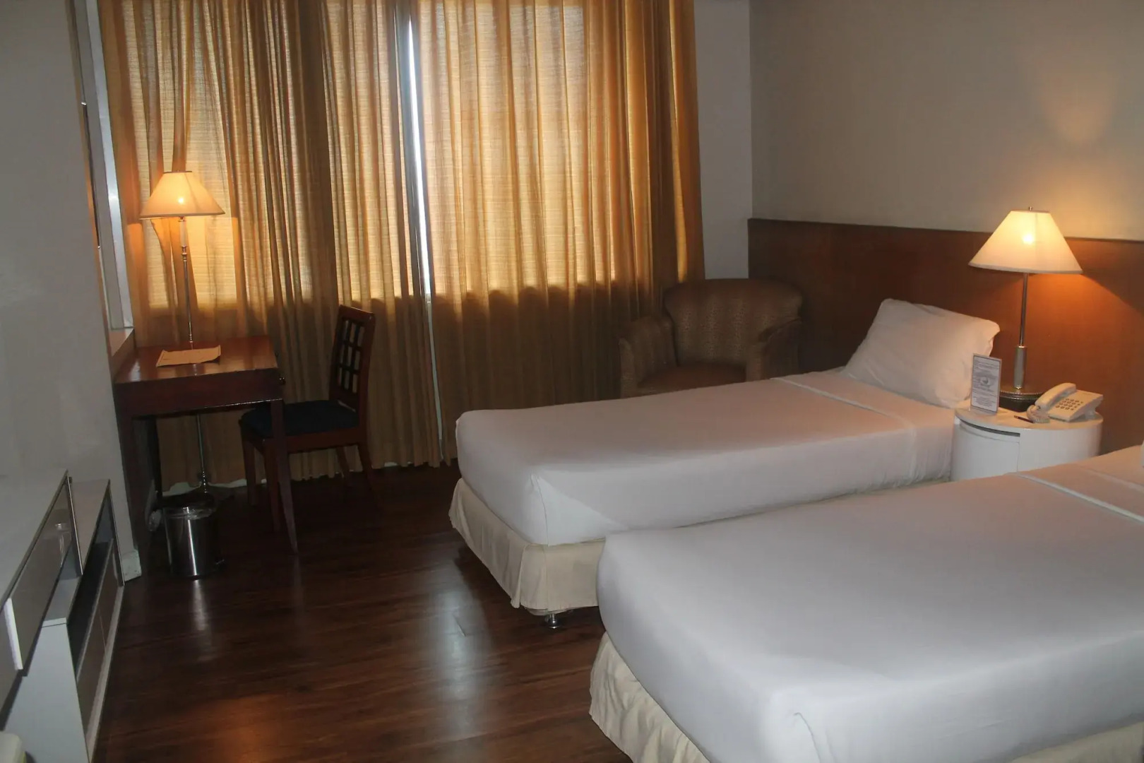 The Pearl Manila Hotel