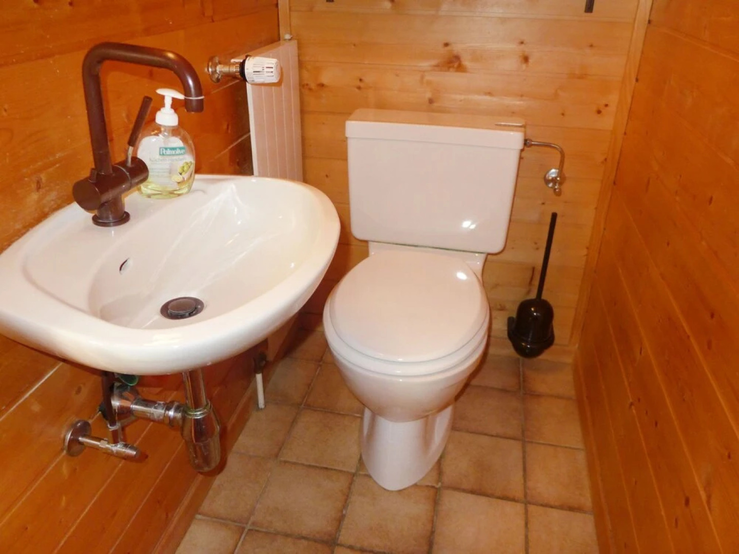 L Batcho Ayer in Ayer