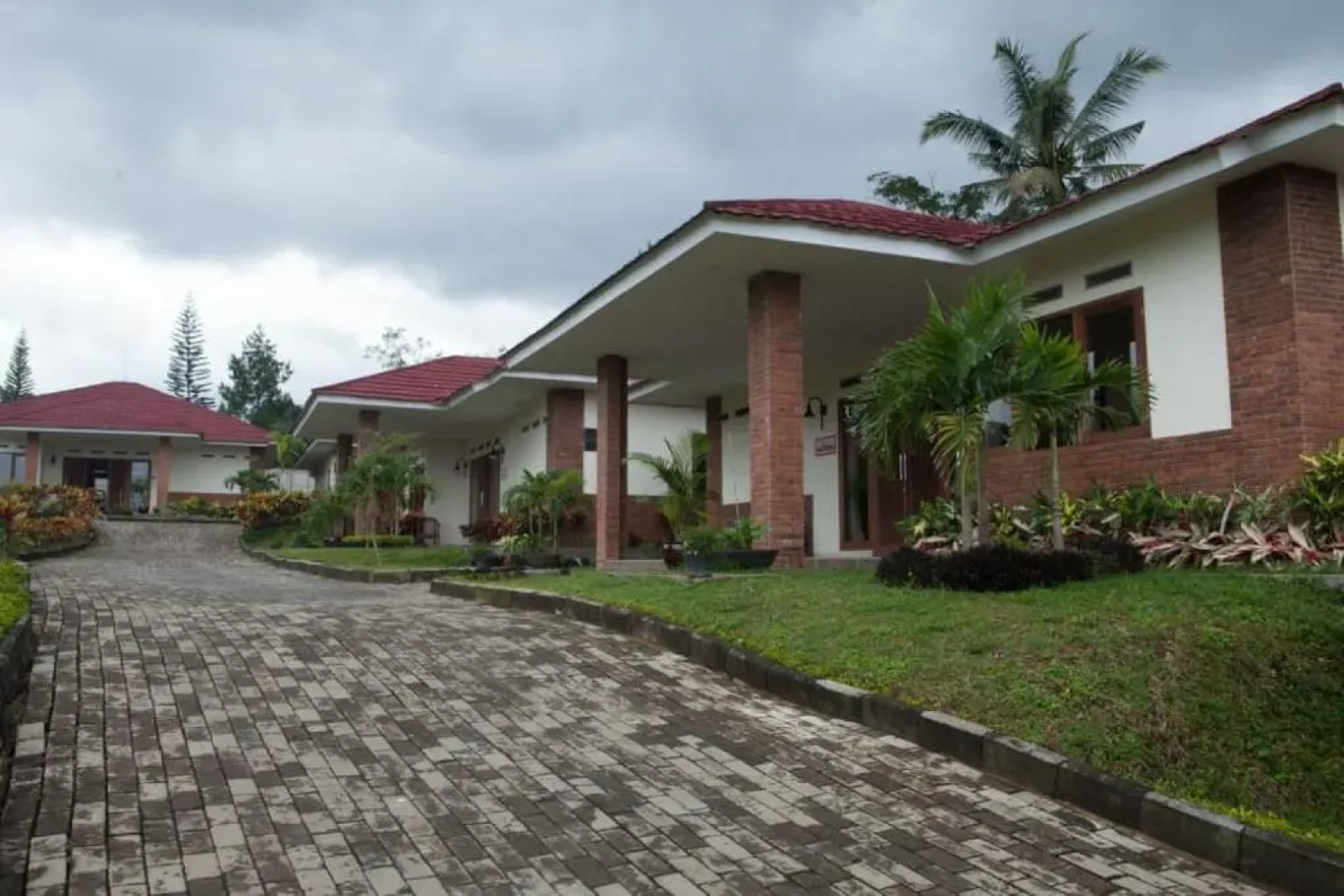 Taman Bukit Palem Resort