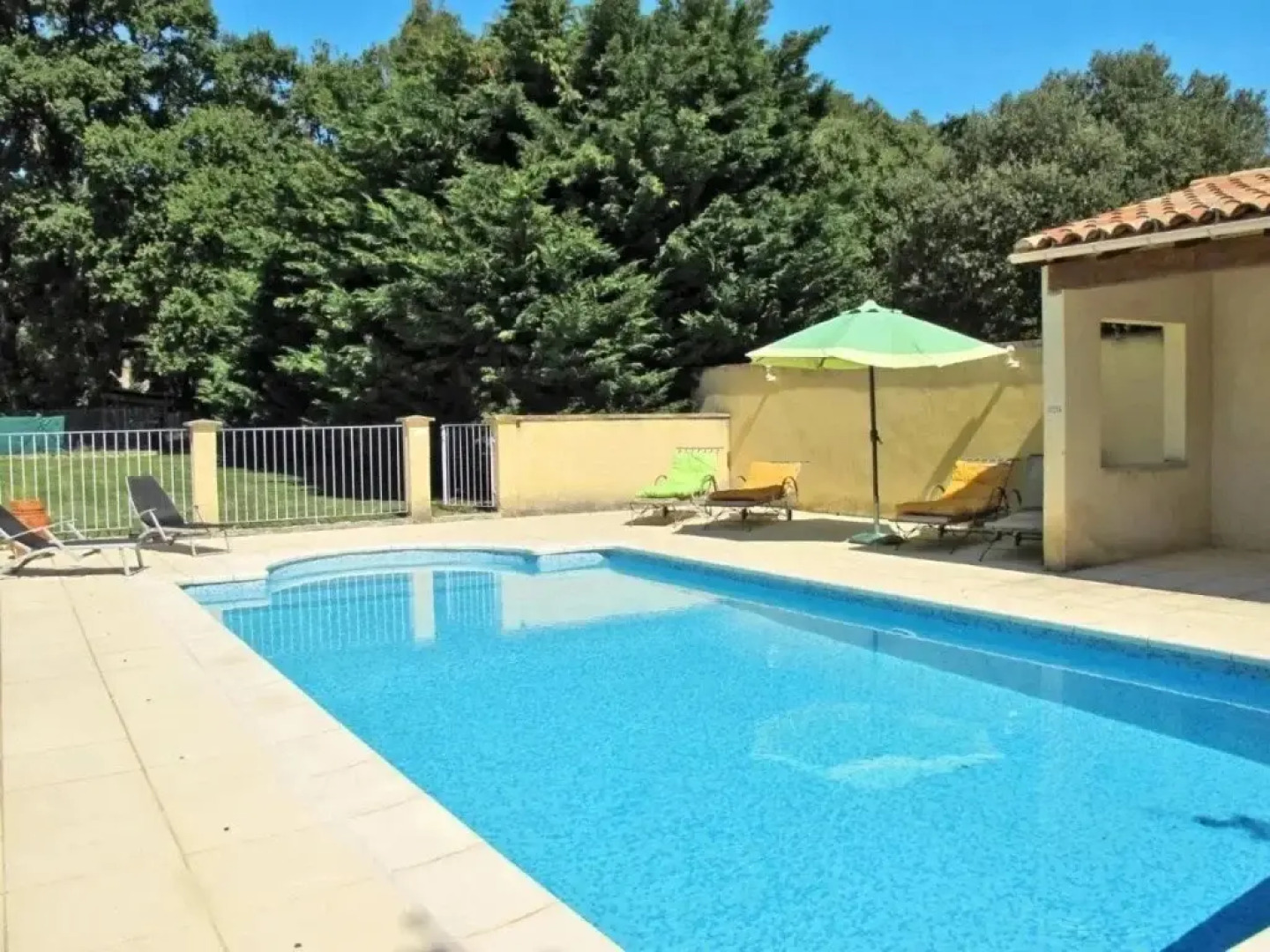 Holiday Home La Grive - RCH100