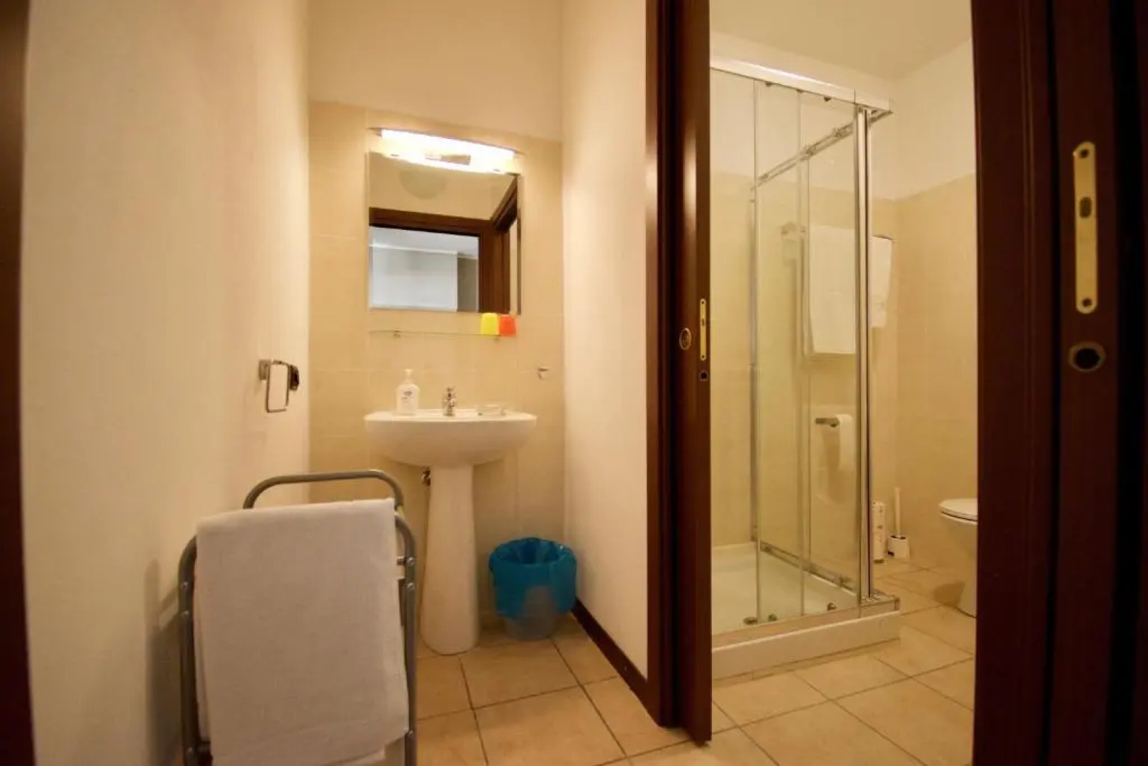 Lake View Apartments