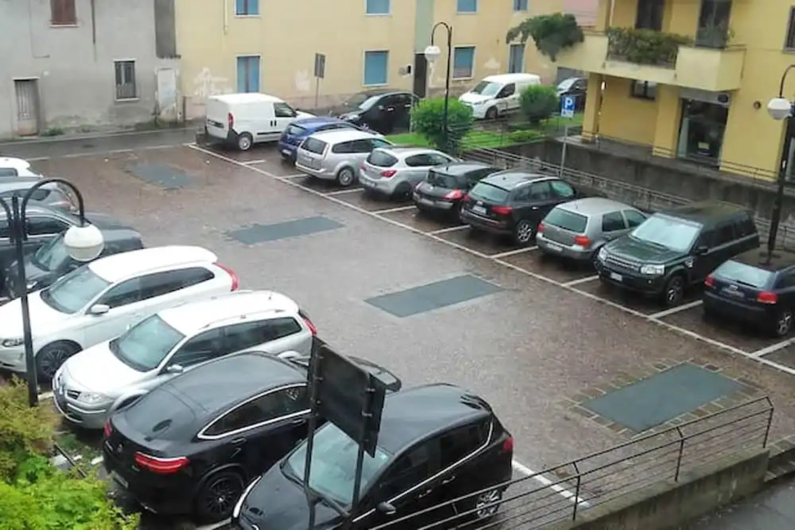 Apartment With one Bedroom in Melzo