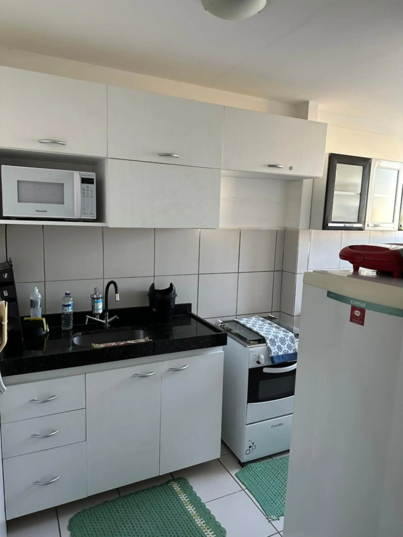 Apt completo, nascente, 2 quart em condomínio fechado