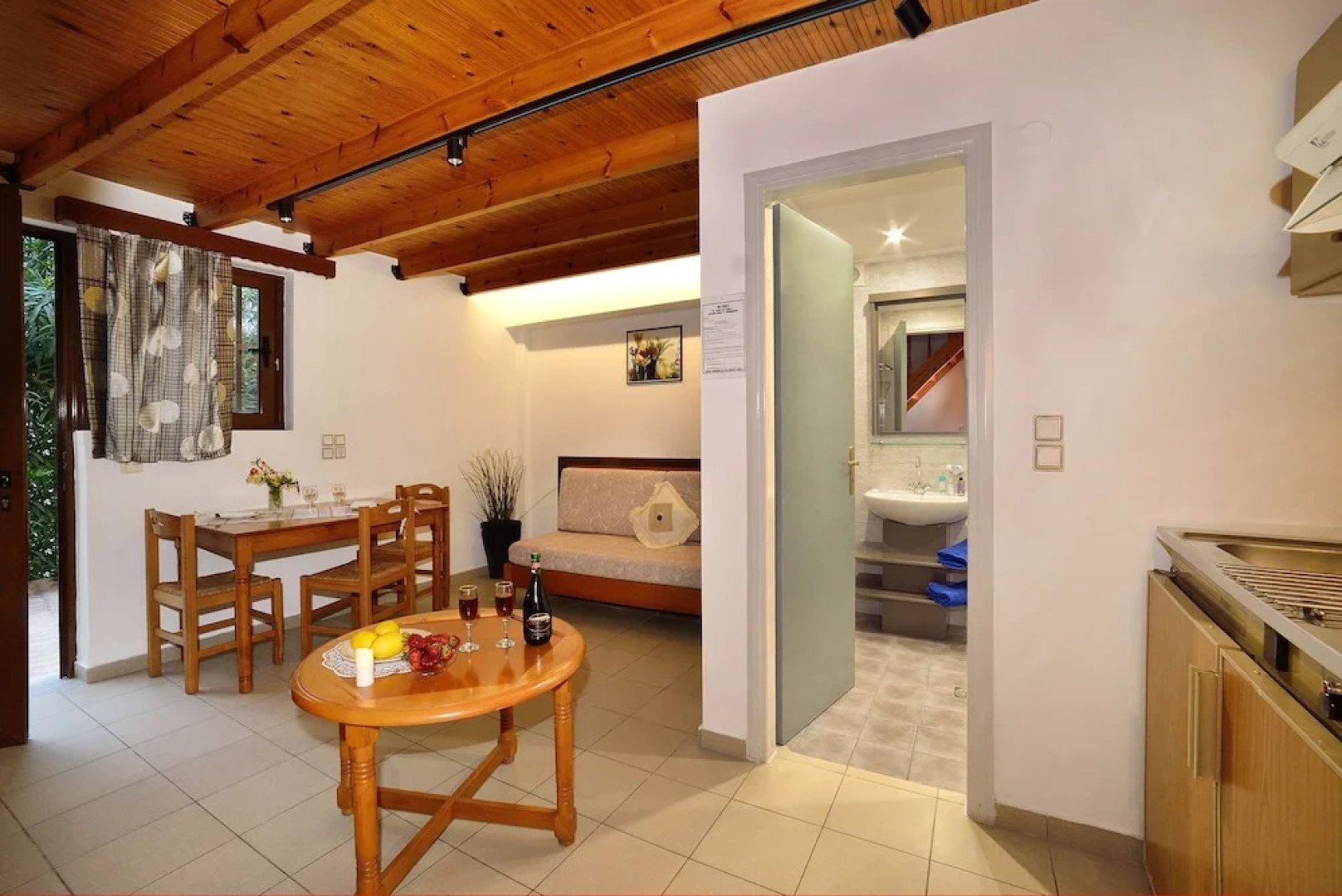 Mythos Platanias Apartments