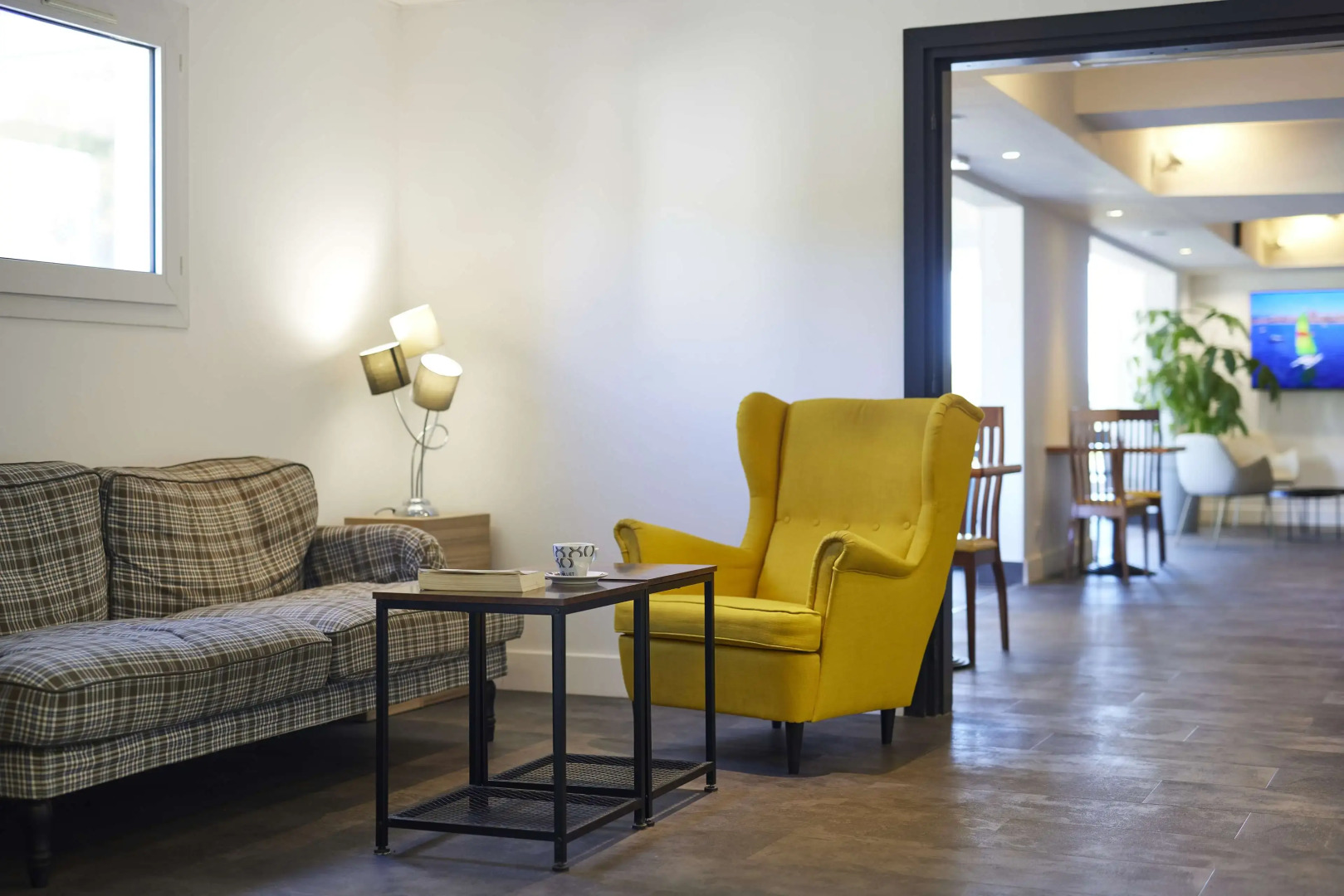 Hôtel, restaurant Kyriad Fréjus