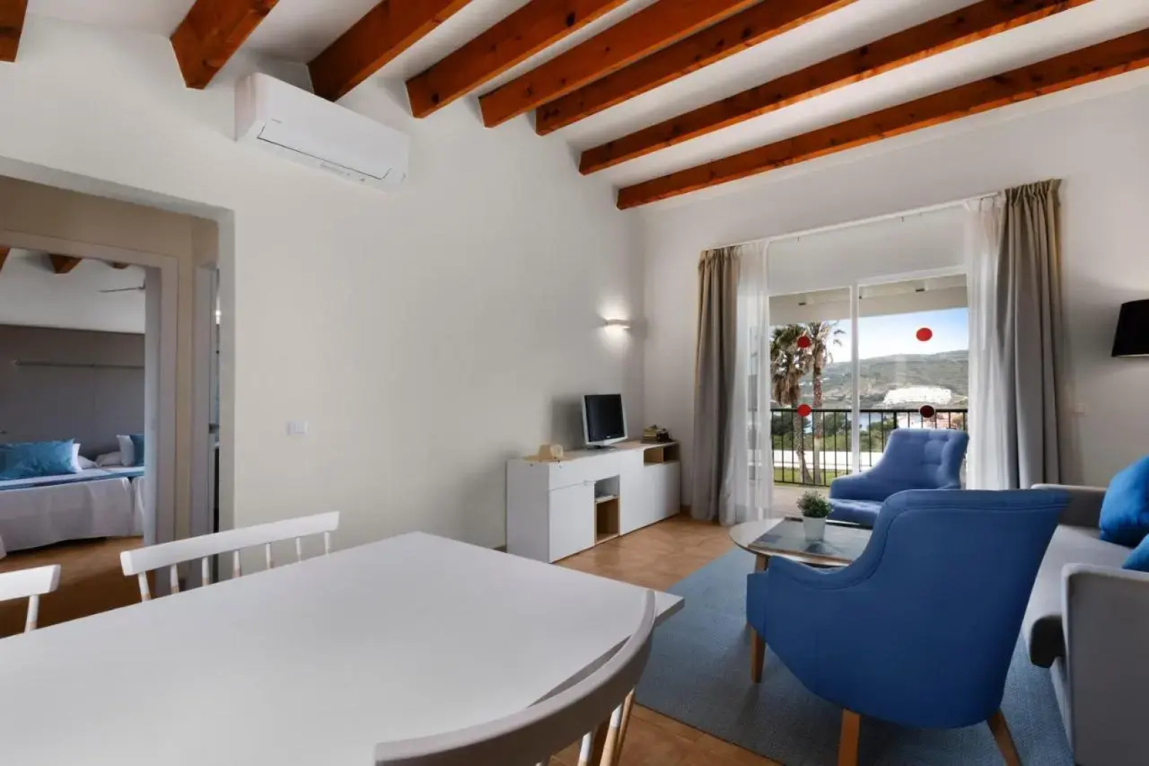 Отель TRH Tirant 