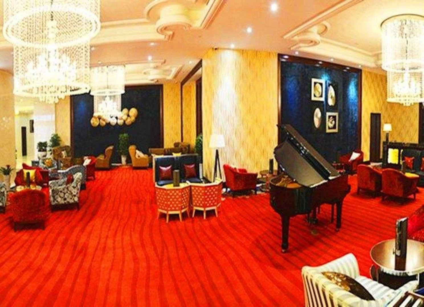 Zhongle Baihua Hotel