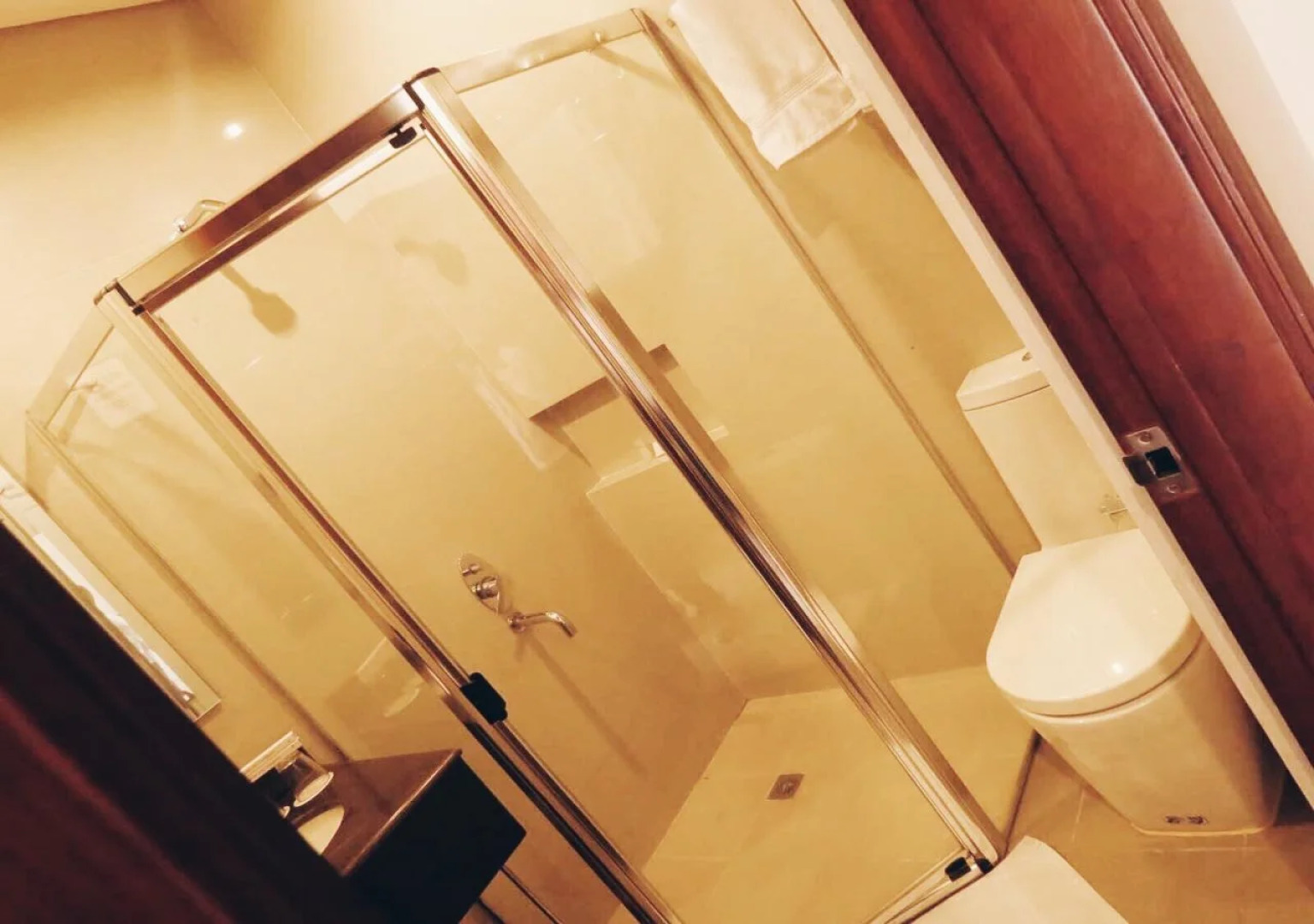 Country Chateau Hotel