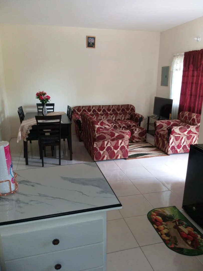 Ken and Glen Family Inn