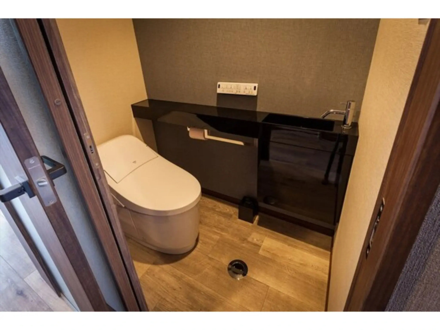 Kariyushi Condominium Resort Chatan ROUTE58