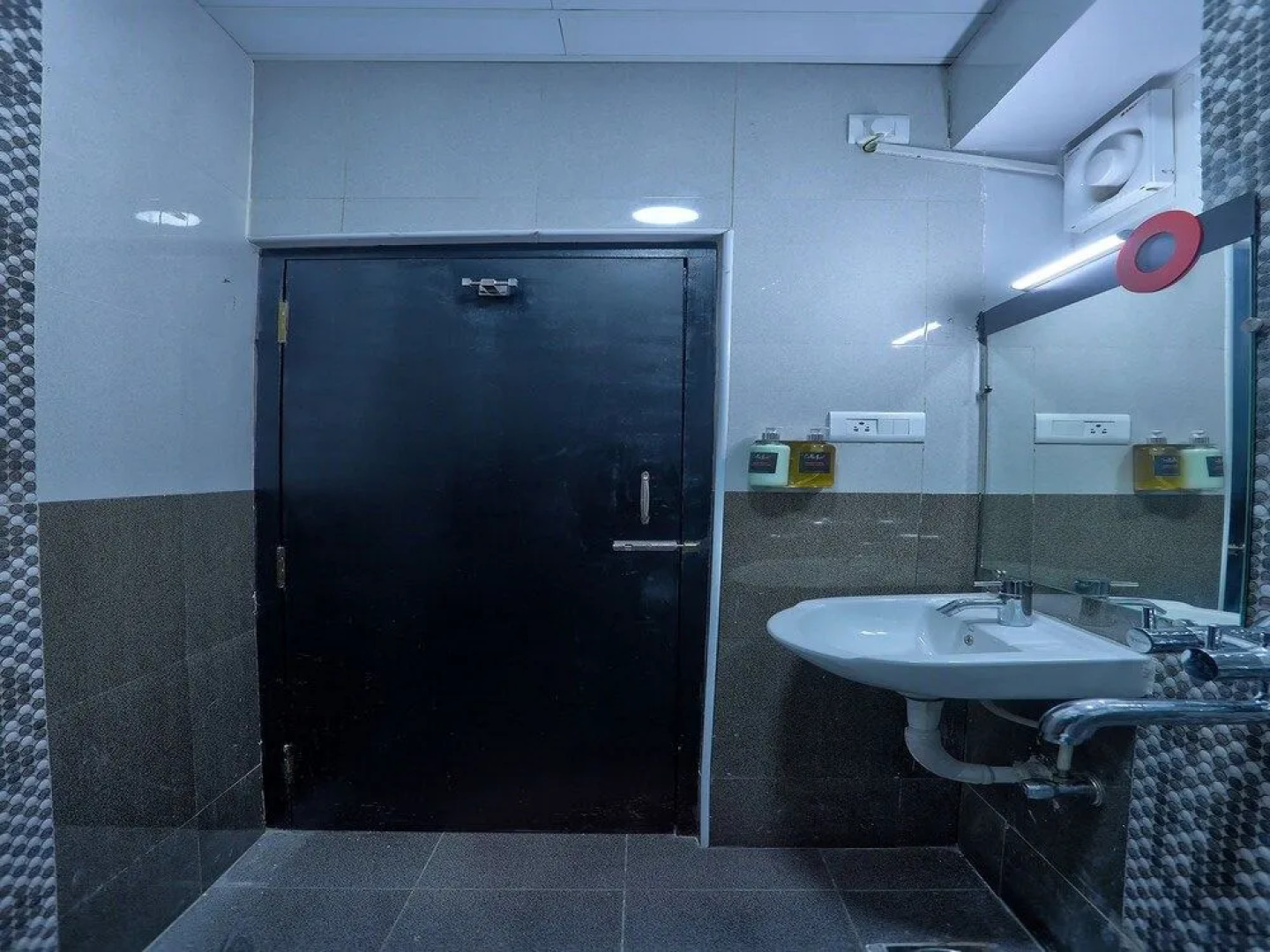 Collection O 30090 Mayajaal Multiplex