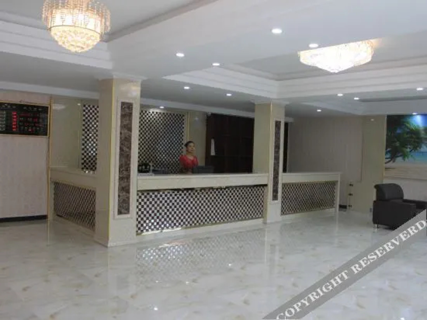 Junyue Business Hotel (Xining Caojiabao Airport Branch)