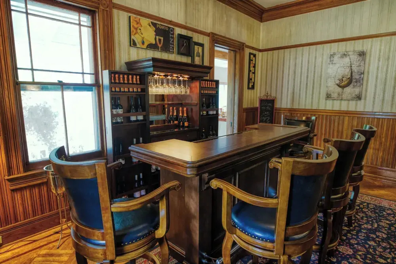 Rockwell Falls Inn and Wine Bar