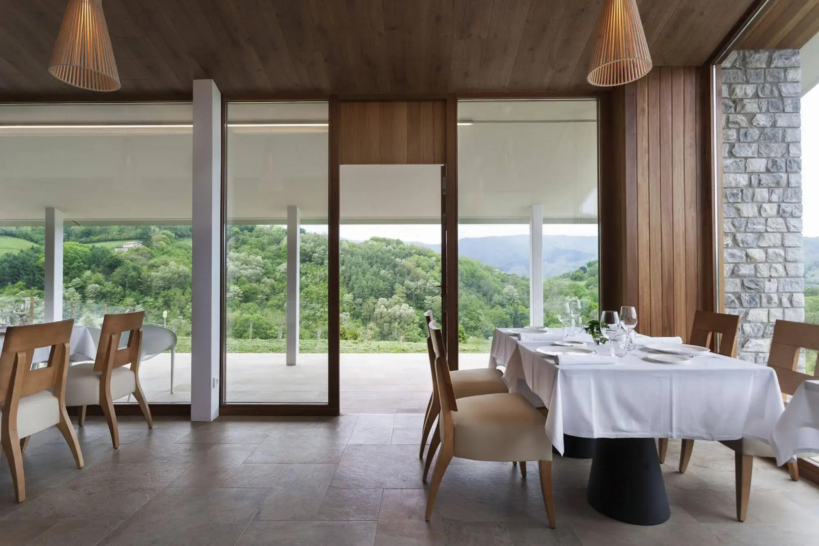 Palacio de Yrisarri by IrriSarri Land