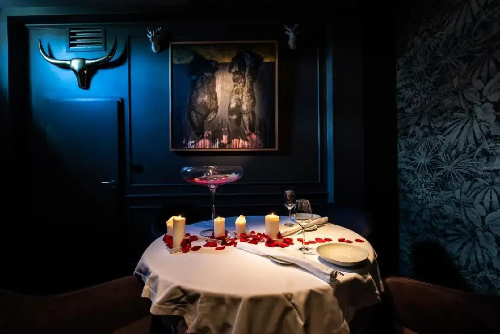 DAM boutique hotel & restaurant