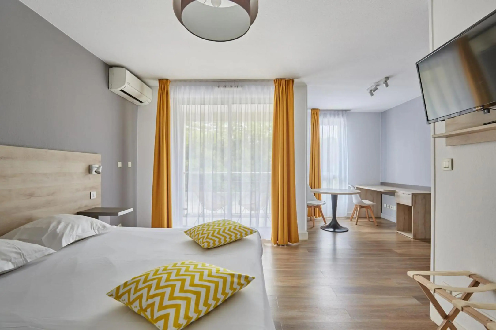 Sunny Hill Hotel Apartments