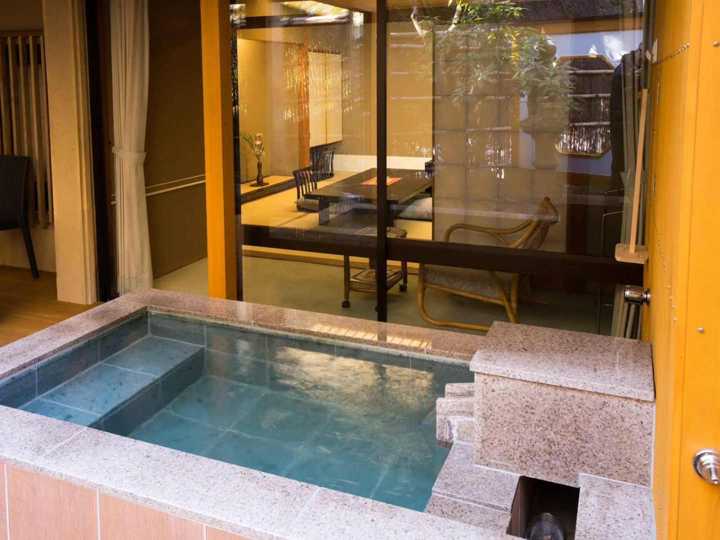 Tsunagi Onsen Shikitei