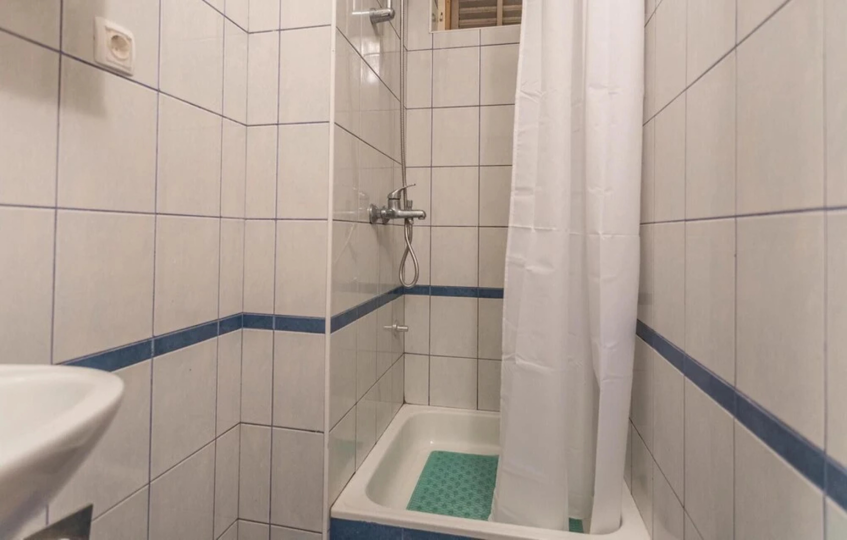 Awesome Home in Bacina With Wifi and 2 Bedrooms