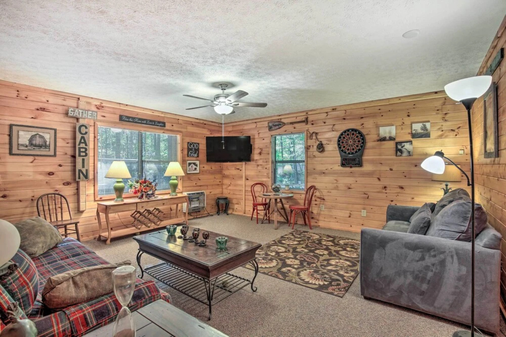 Blairsville Cabin w/ Private Hot Tub!