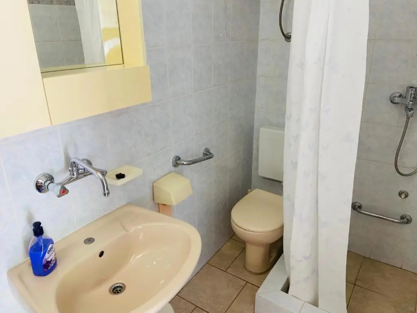 Apartments Tri Žala