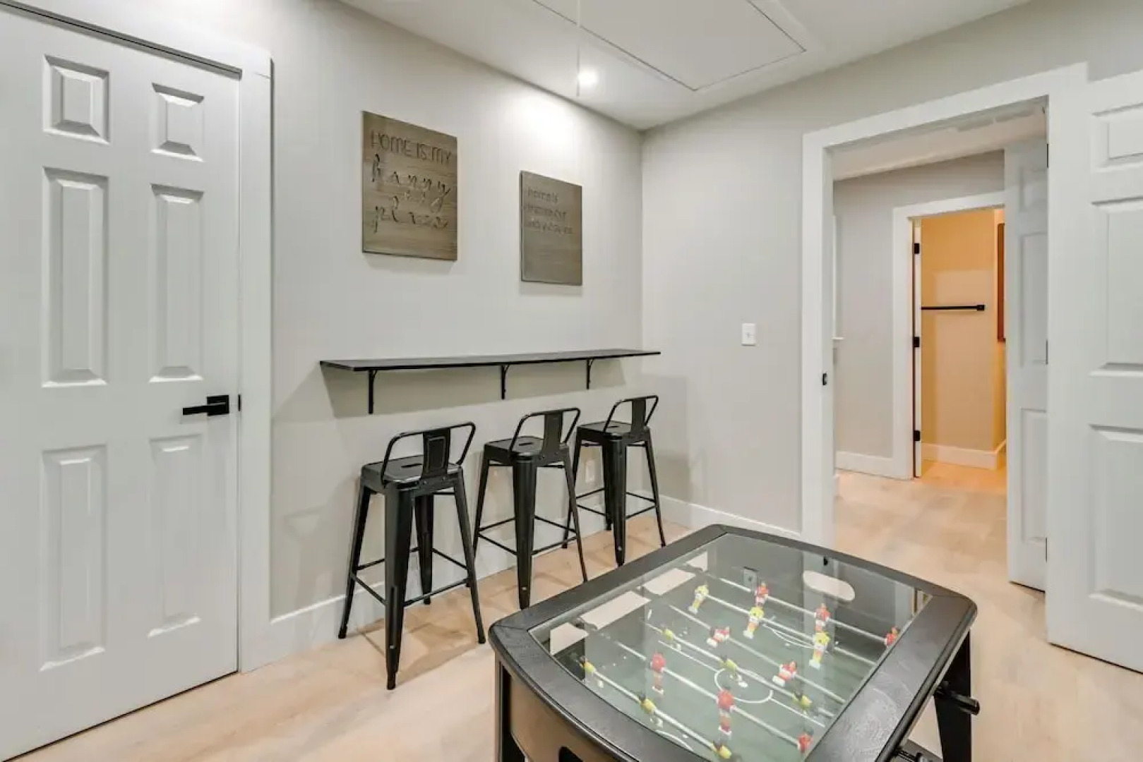 2 Mi to Uptown Charlotte: Family Home w/ Game Room