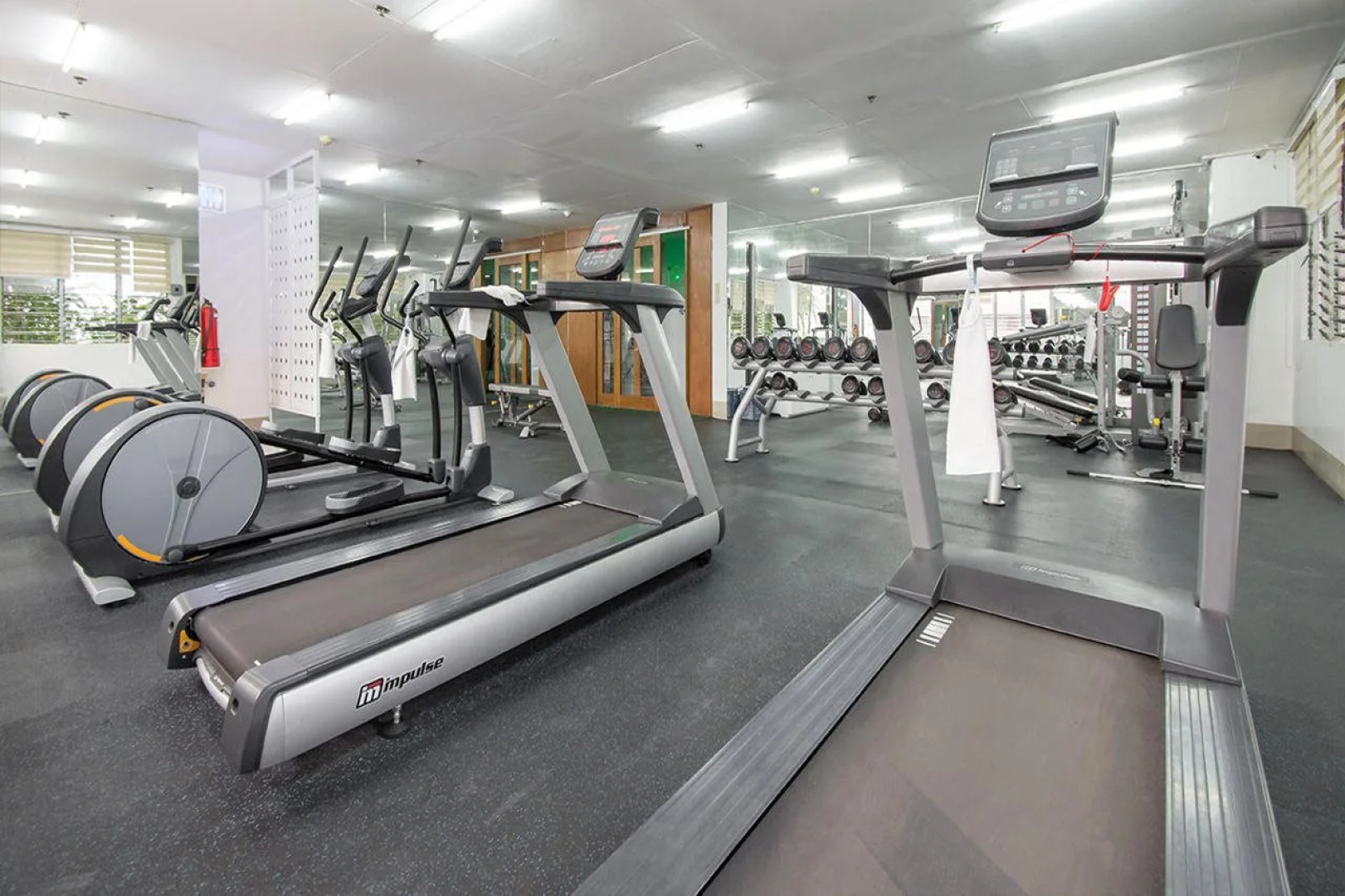 Alicia Tower Residences - Adult Only - Hostel