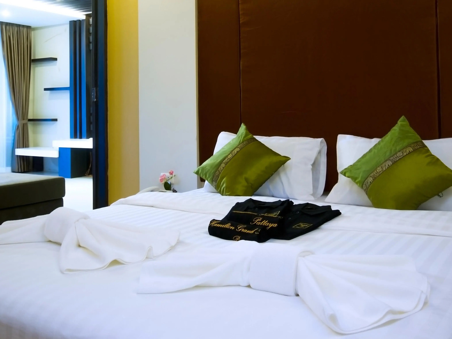 Hamilton Grand Residence