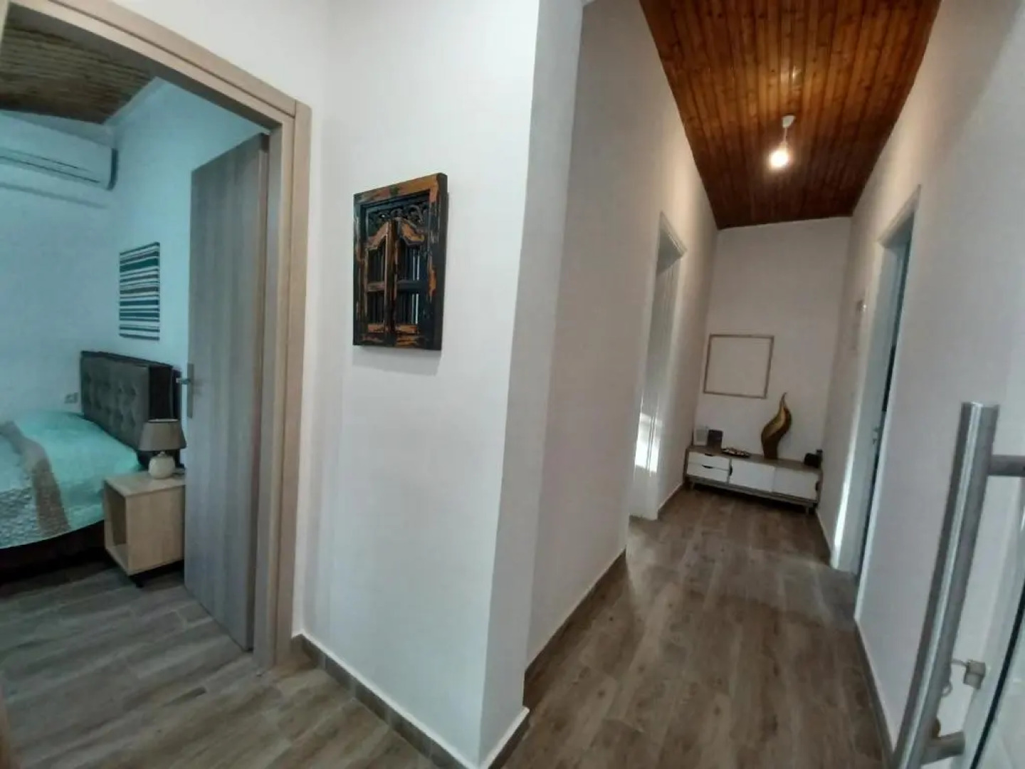 Beach House for up to 9 people near Olympia