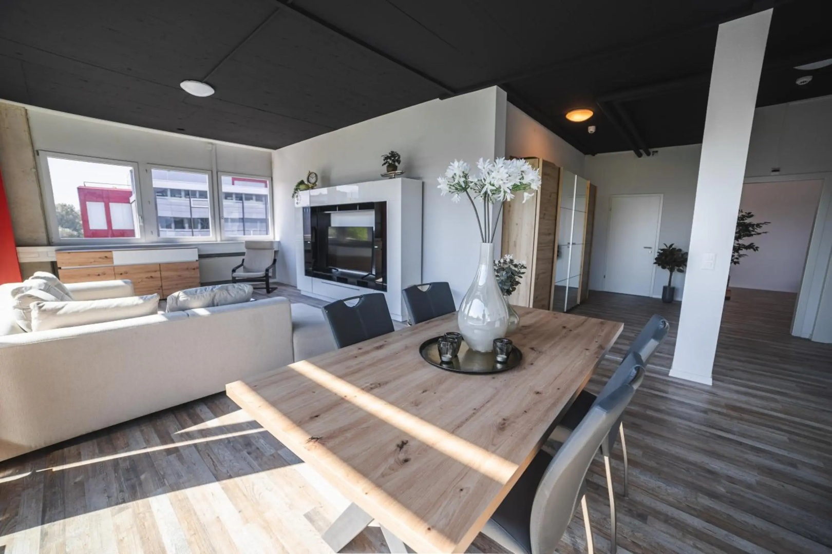 Pit Stop Apartments